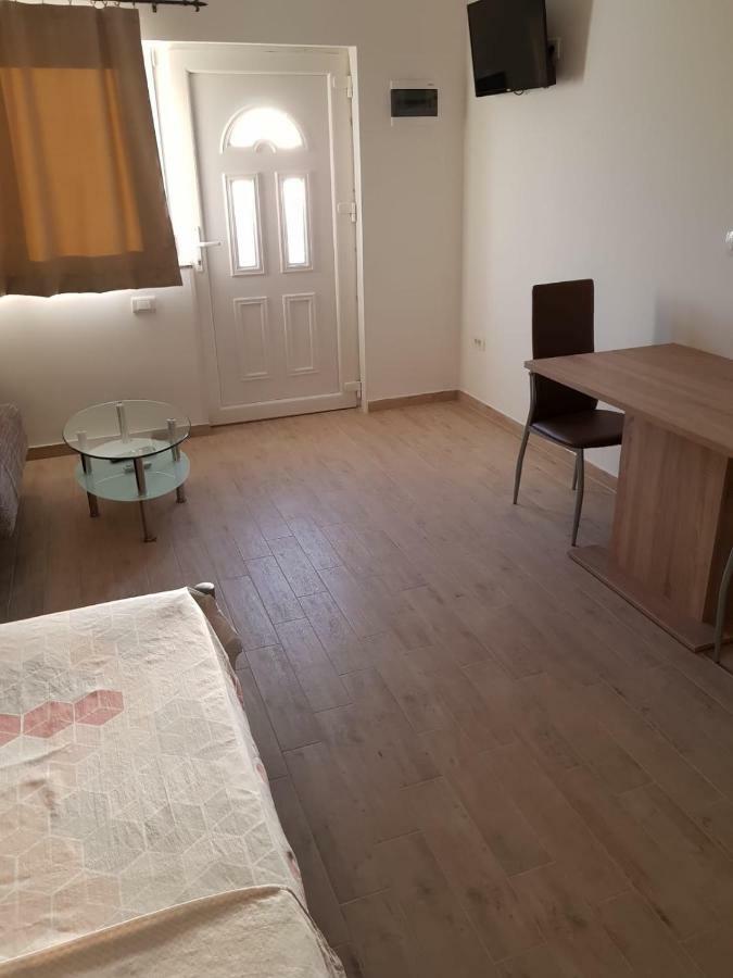 Studio Apartment Matija Podstrana Buitenkant foto