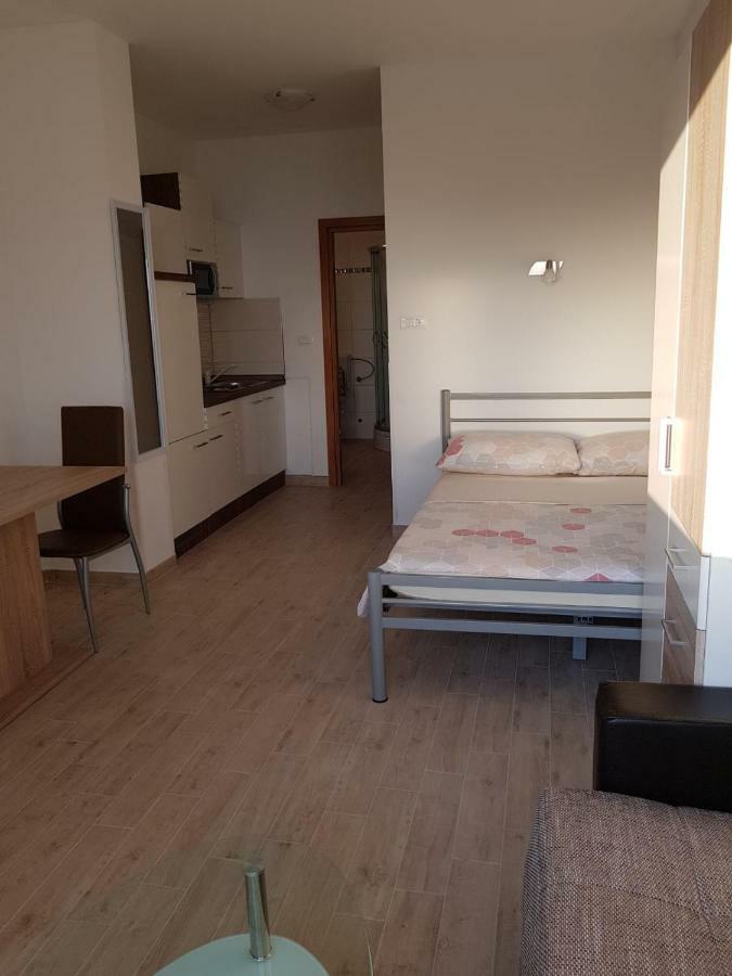 Studio Apartment Matija Podstrana Buitenkant foto