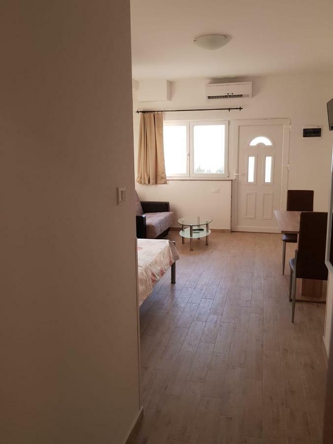 Studio Apartment Matija Podstrana Buitenkant foto