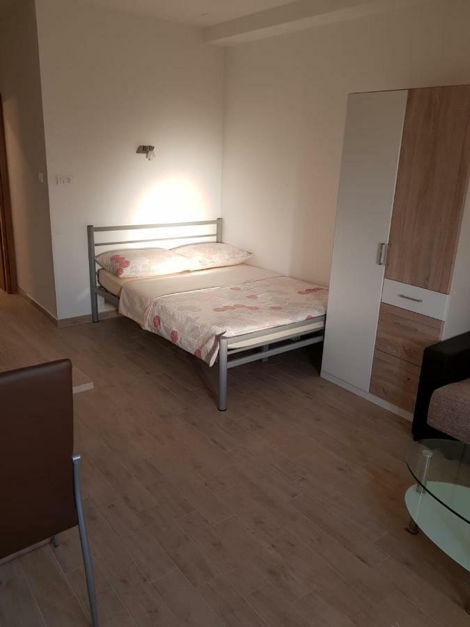 Studio Apartment Matija Podstrana Buitenkant foto
